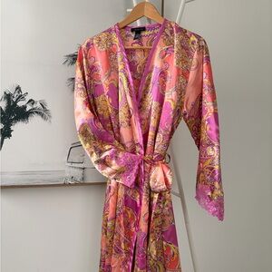 Jones New York Paisley Satin Robe with Lace Trim